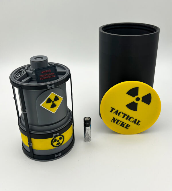 Tactical Nuke - Champions Quest – Hidden storage container - Call of Duty - Collectible