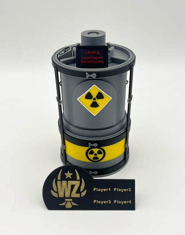 Tactical Nuke - Champions Quest – Hidden storage container - Call of Duty - Collectible - Image 6